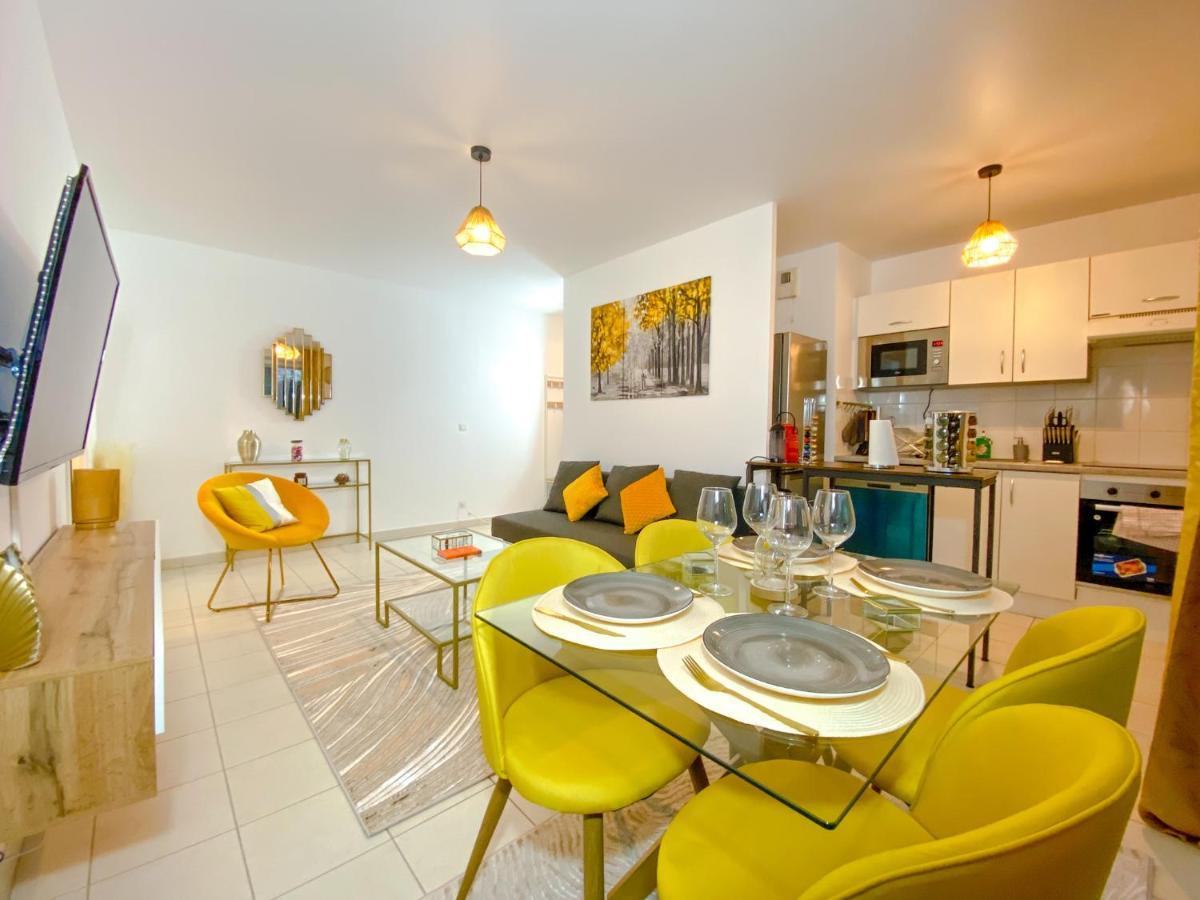 The Golden House * Parking * Garden Apartment Corbeil-Essonnes Exterior photo